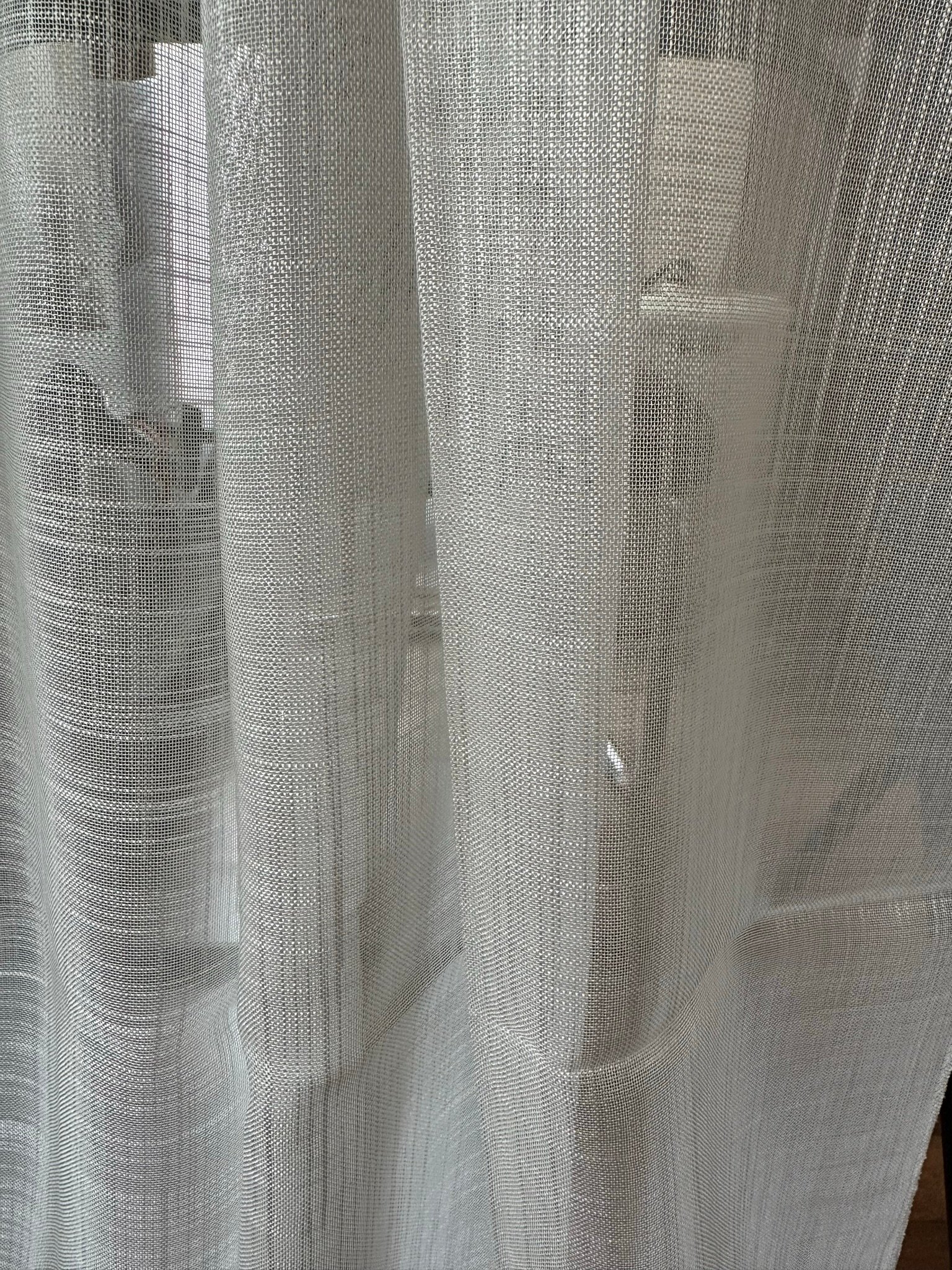 Ptextil - Тънко мрежесто перде Сантаса в цвят екрю, с перделък Тънко мрежесто перде Сантаса в цвят екрю, с перделък