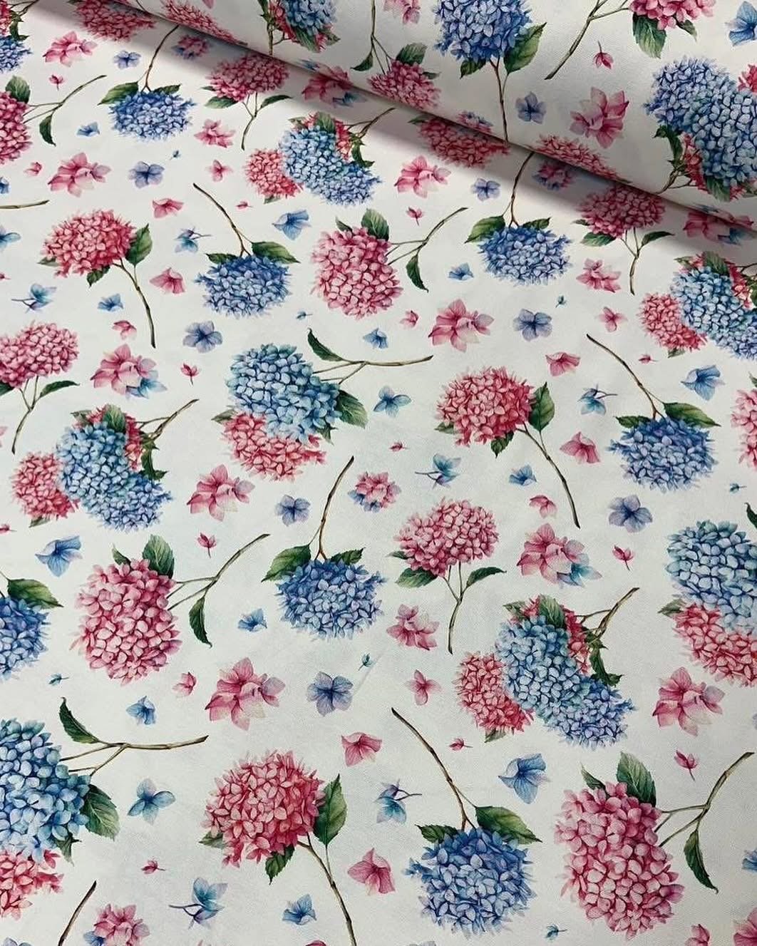 Ptextil - Хидрофобирана покривка "Люляк" Хидрофобирана покривка "Люляк"